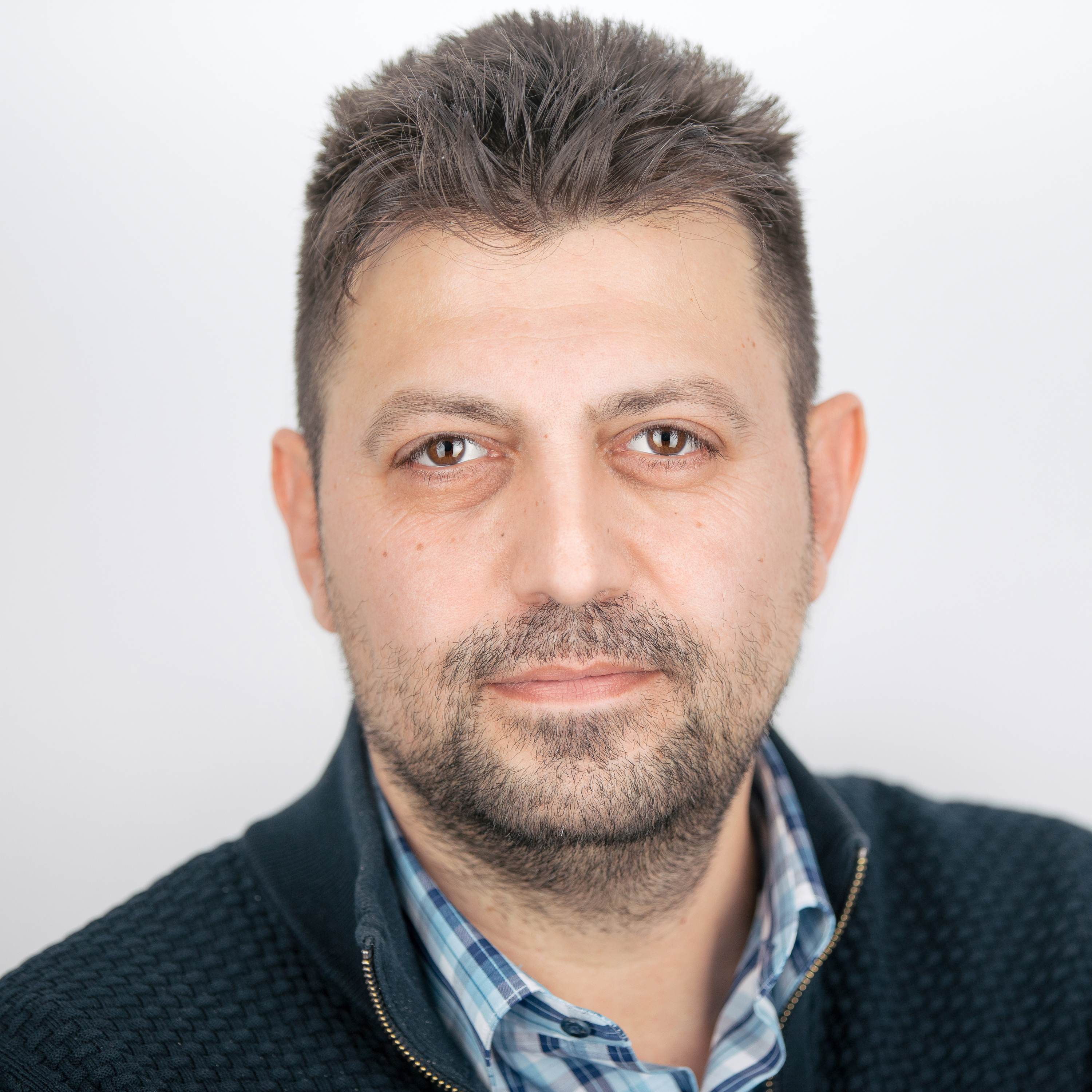 Interviu cu Ionel Dinu, consultant Ascendis: ,,Munca în primării este mai ușoară ca niciodată. Cu o condiție: funcționarii să aibă cunoștințe minime de folosire a tehnologiei.”