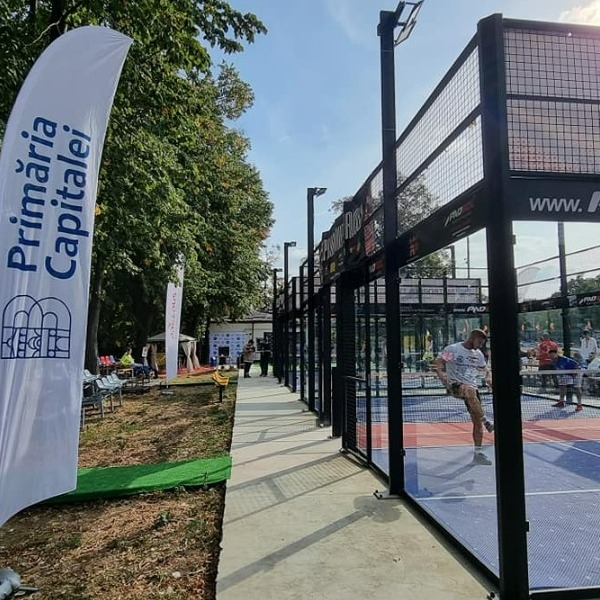 Terenurile de padbol: Cum o investiție mică poate face o mare diferență pentru întreaga comunitate