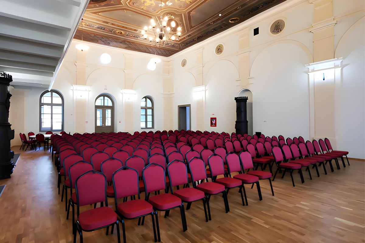 Tendințe în rural: Căminele culturale devin centre multifuncționale și aduc bani la bugetul local