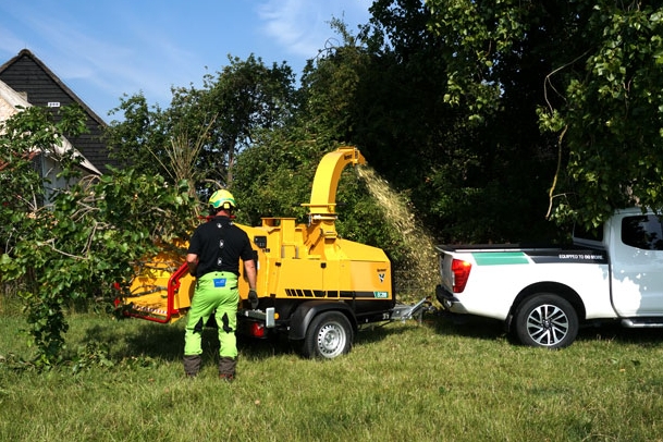 Tocătorul de Crengi Vermeer. Eficiență în tocarea crengilor și îngrijirea copacilor