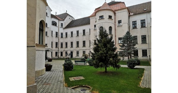 Sistemul de traducere simultana la Consiliul Judetean Mures