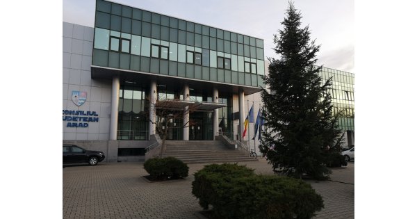 Conferinte cu sistem de traducere simultana la Consiliul Judetean Arad