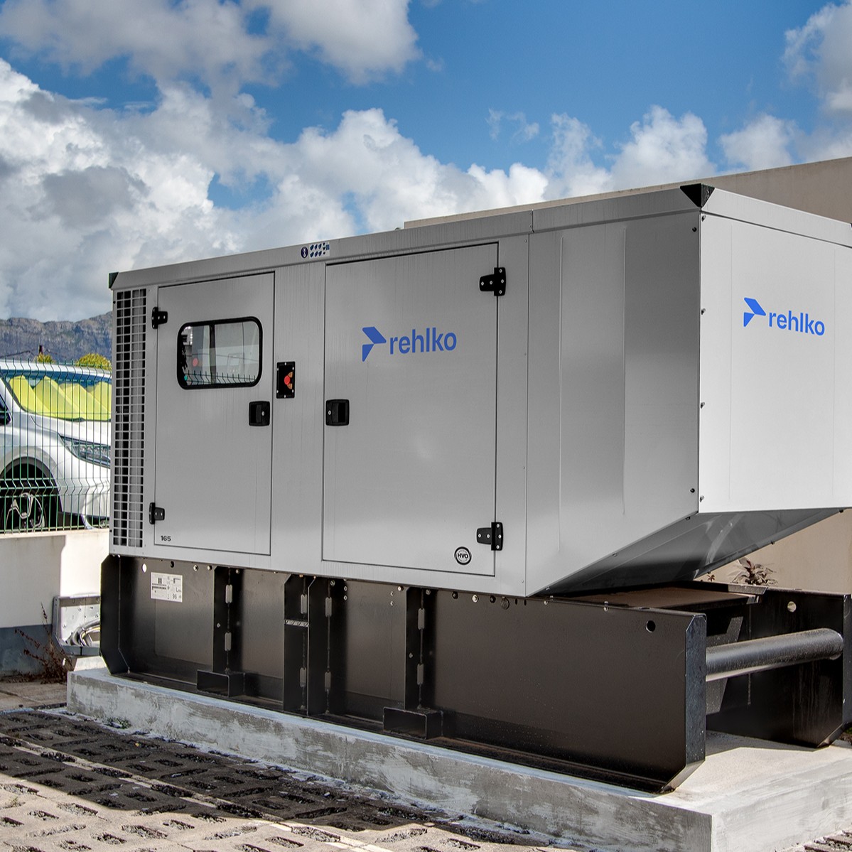 Generatoare pentru instituțiile publice - soluții moderne și disponibile imediat