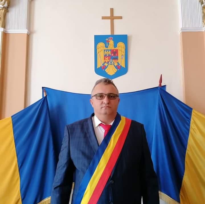 Viziune de primar: Pera Florin Fabius, primarul Orașului Lipova, județul Arad