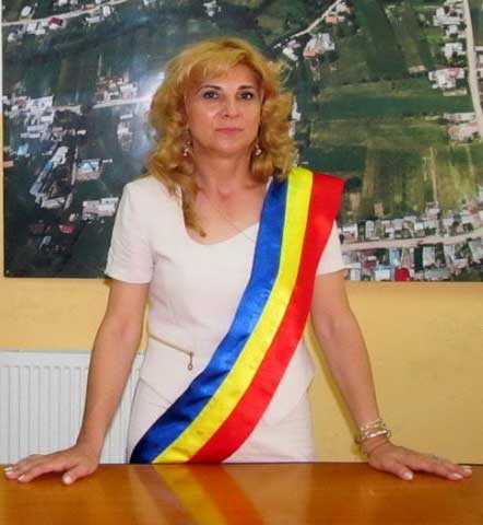 Viziune de primar: Dr. Tomescu Maria, primarul comunei Baia, județul Suceava