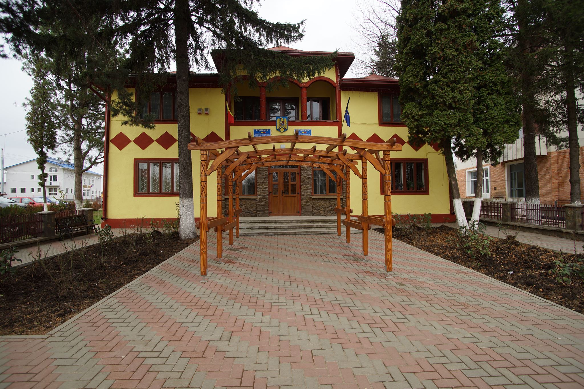 PRIMĂRIA TODIREŞTI