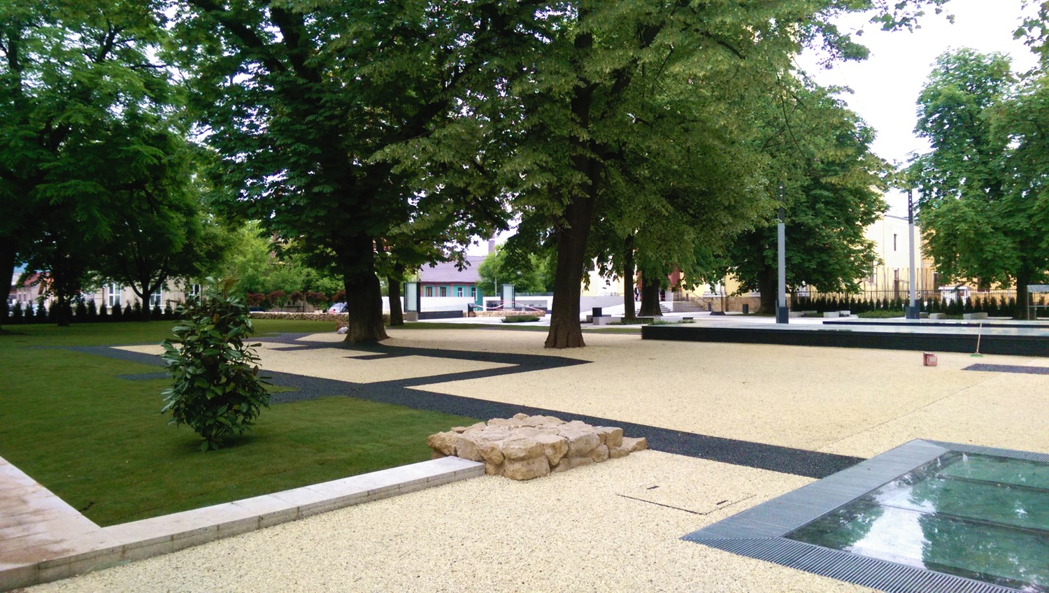 3lkro_pardoseala din piatra.jpg