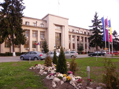 7oh6n_Primaria Roman.JPG