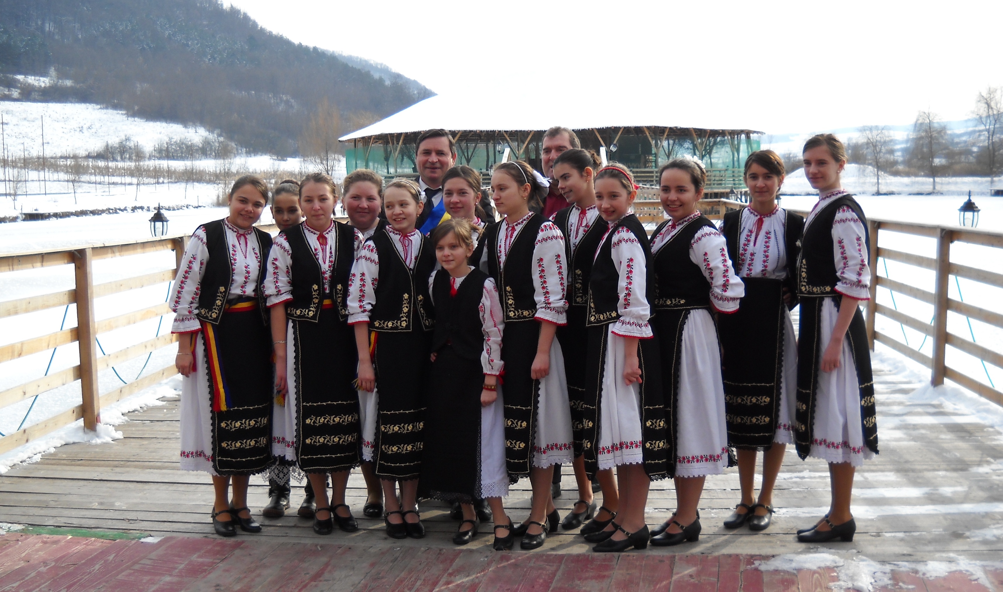 Ansamblul Folcloric „Cununiţa” Ţaga