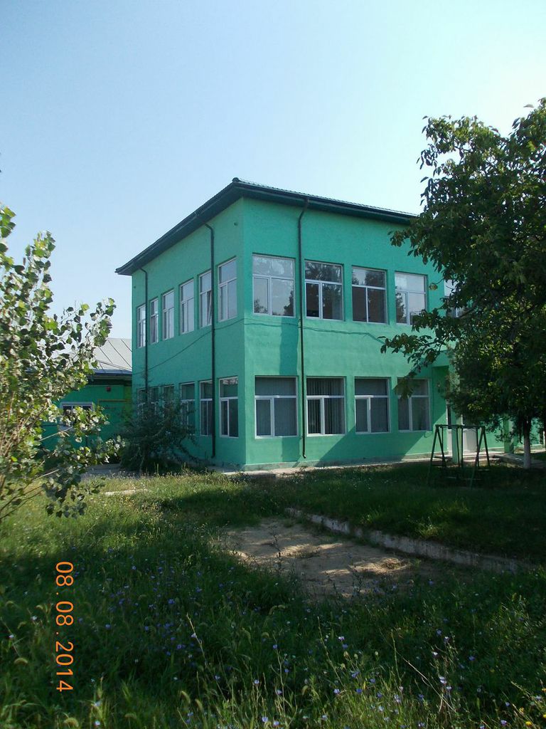 Grădinița cu program prelungit Modelu