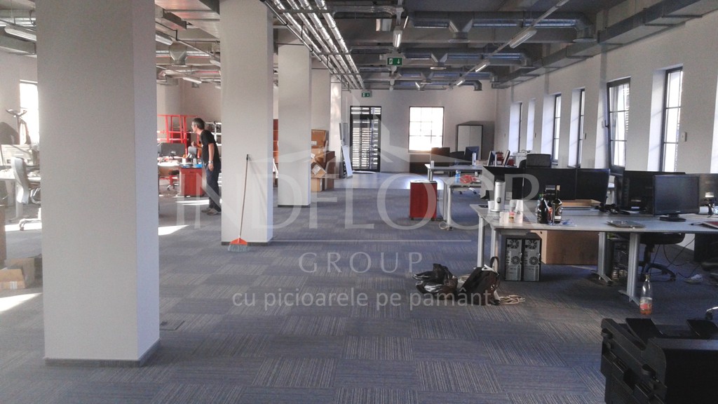 9macx_mocheta sediu birouri.jpg