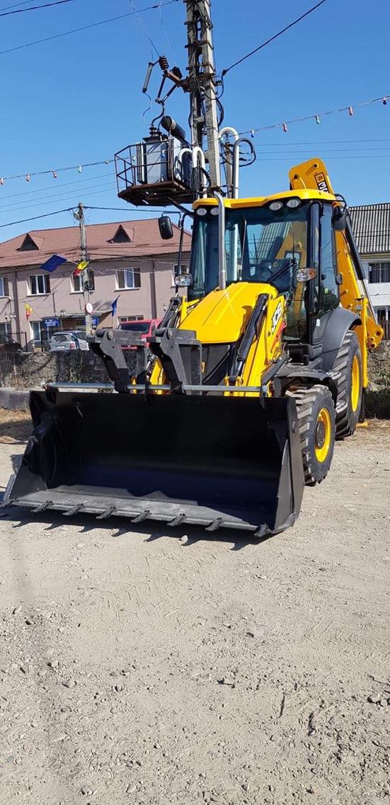 ACHIZITIE  BULDOEXCAVATOR  SI  CAMION 2.jpg