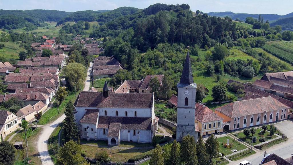 Biserica Fortificata Richis.jpg