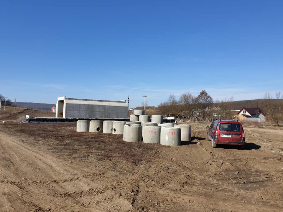 Canalizare Livezeni.jpg