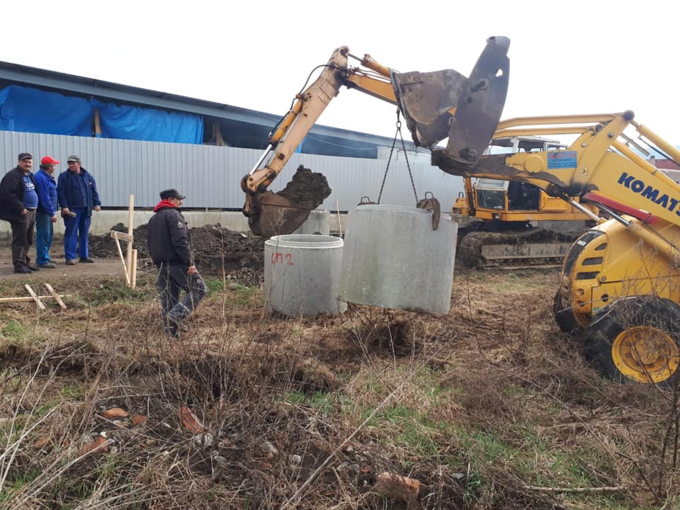 Canalizare Livezeni 7.jpg