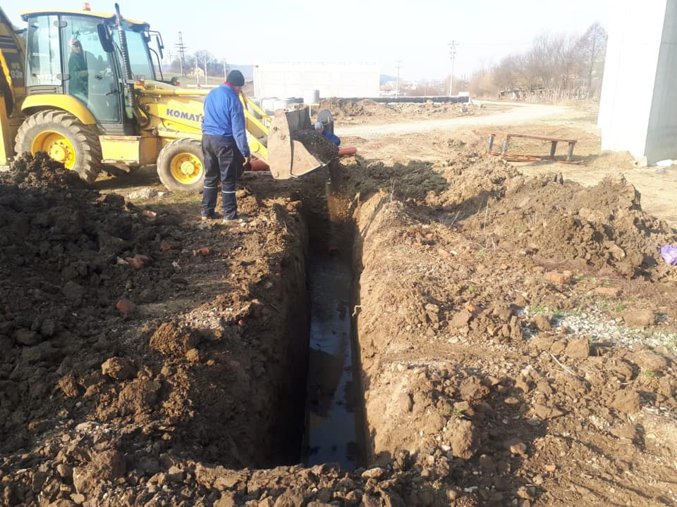 Canalizare Livezeni 8.jpg