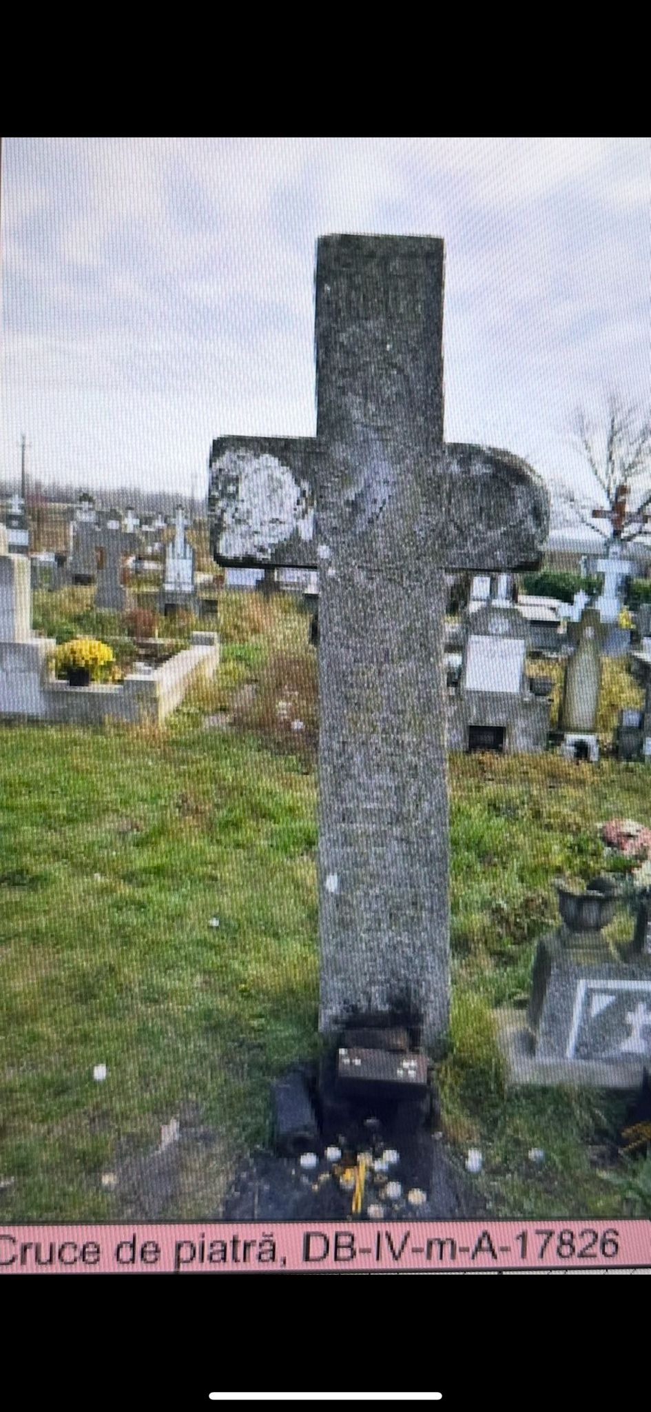 CrucedepiatraLucieni.jpeg