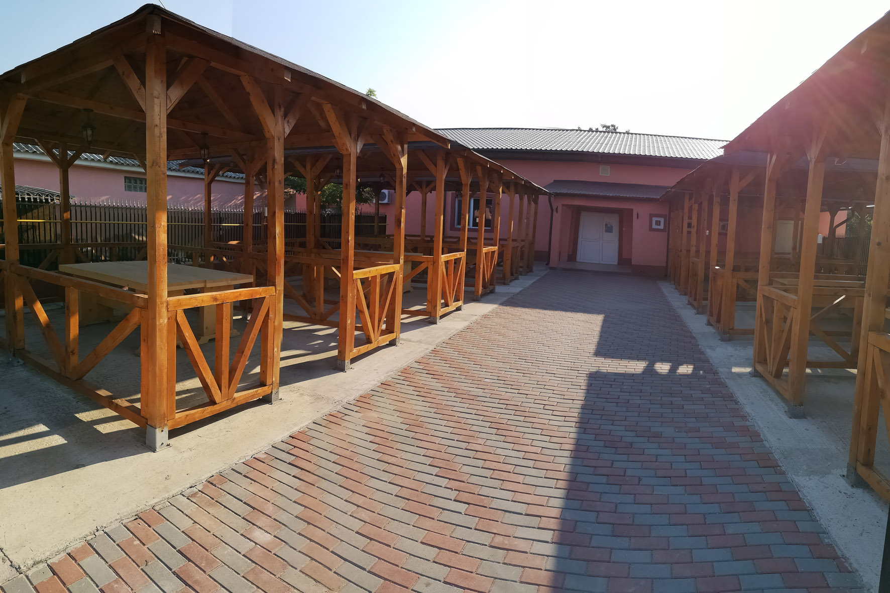 Căminul Cultural - Sala Nunţi.jpg