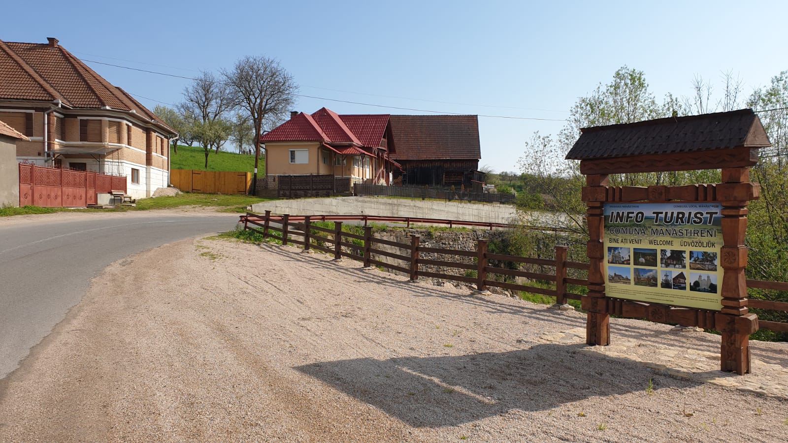 Infoturist-manastireni.jpg