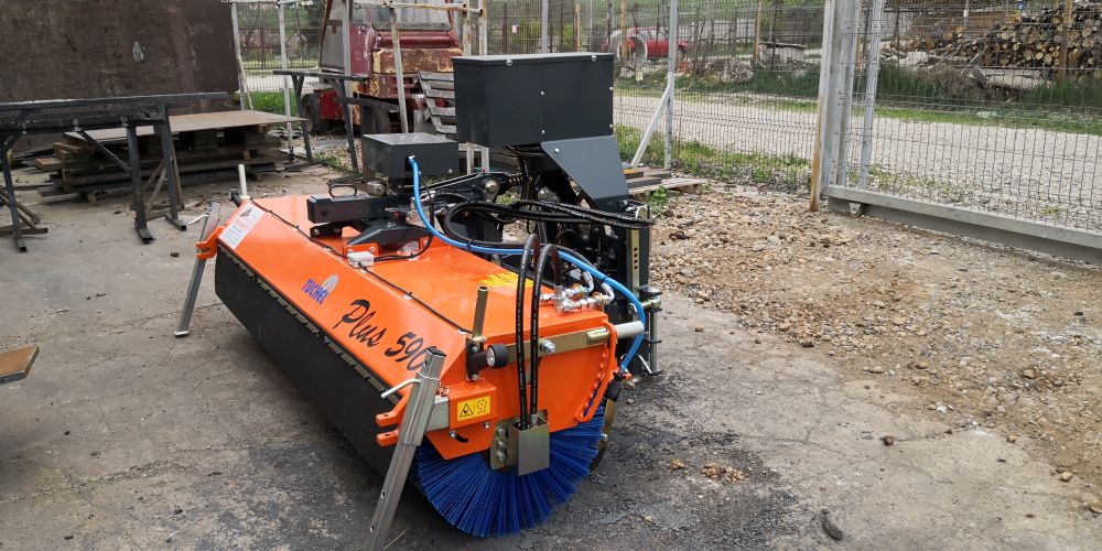 PERIE PLUS 230HU590 cu agregat electrohidraulic si pompa de apa  .jpg