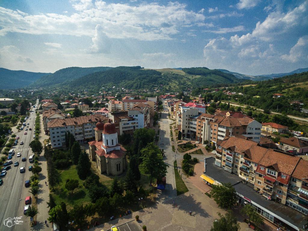 PanoramaTarguOcna.jpg