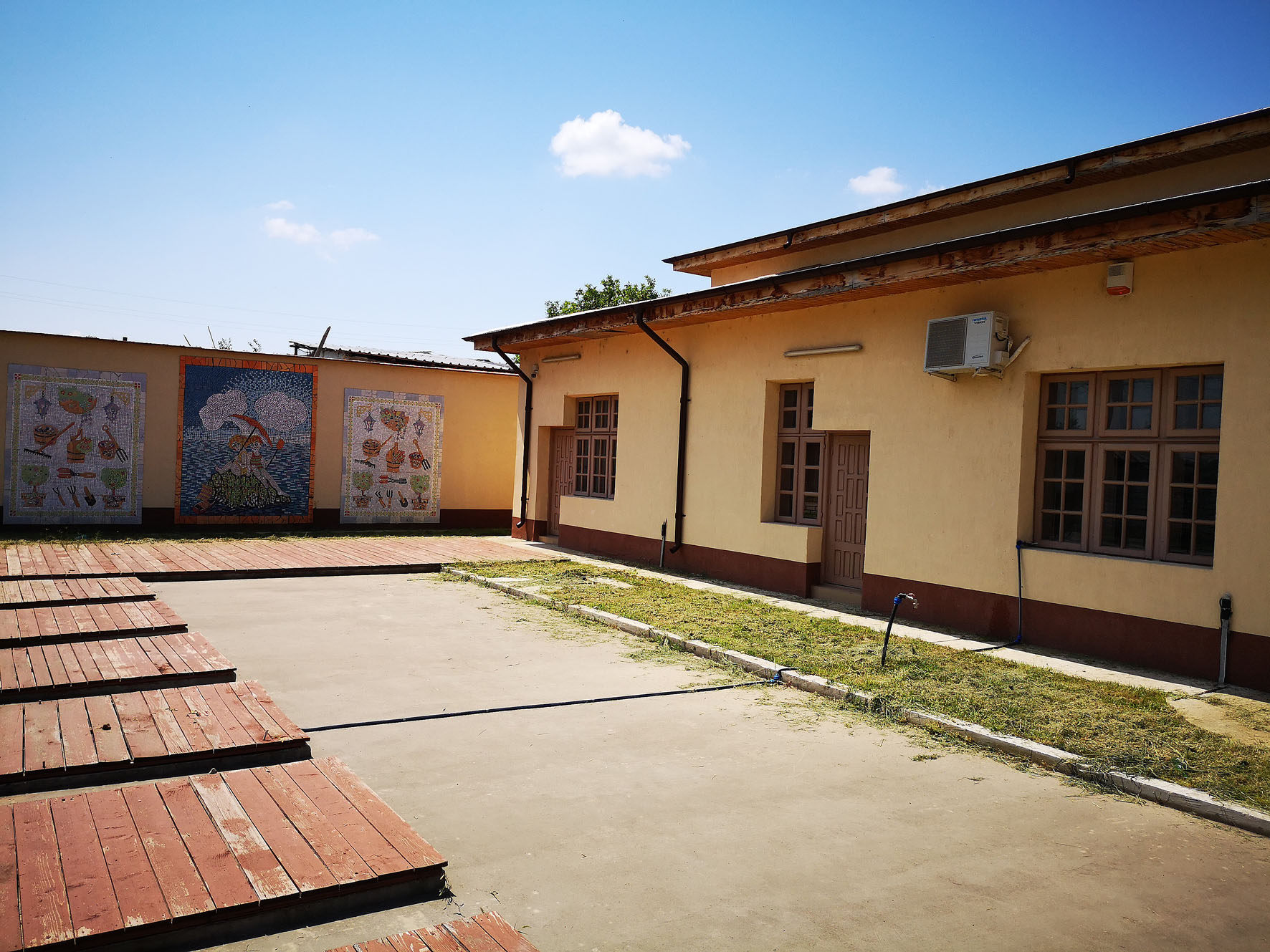 Proiect Casuta Povestilor  Pescaresti realizat prin POP 2.jpg