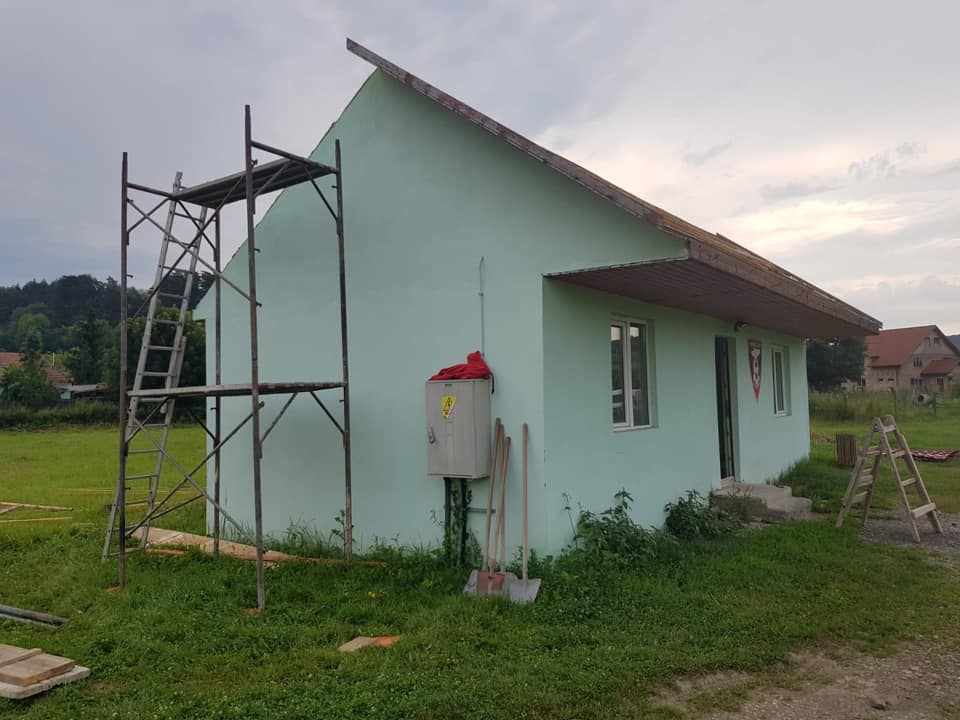 Renovare vestiar sportiv Livezeni 5.jpg