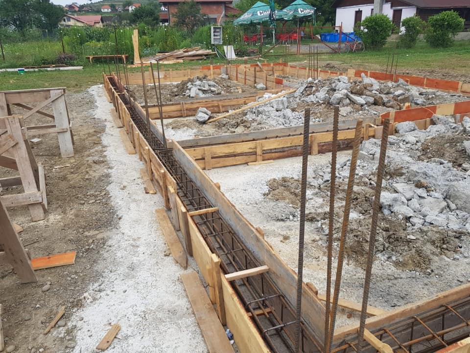 Renovare vestiar sportiv Livezeni 6.jpg