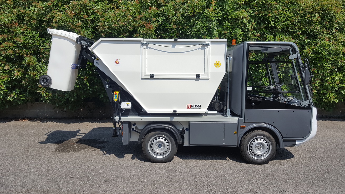 WasteTipping Short08 with bin lift.jpg