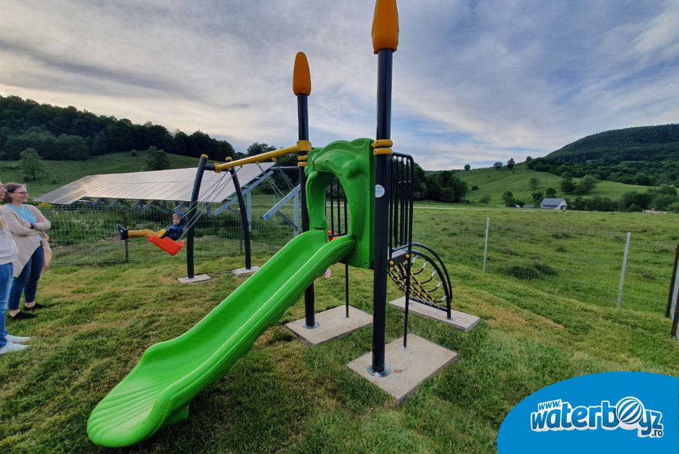amenajare-loc-de-joaca-exterior-vama-54-brasov-2.jpg