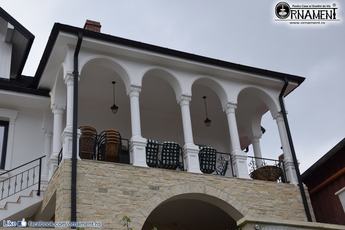 balcon-coloane-neoromanesti.jpg