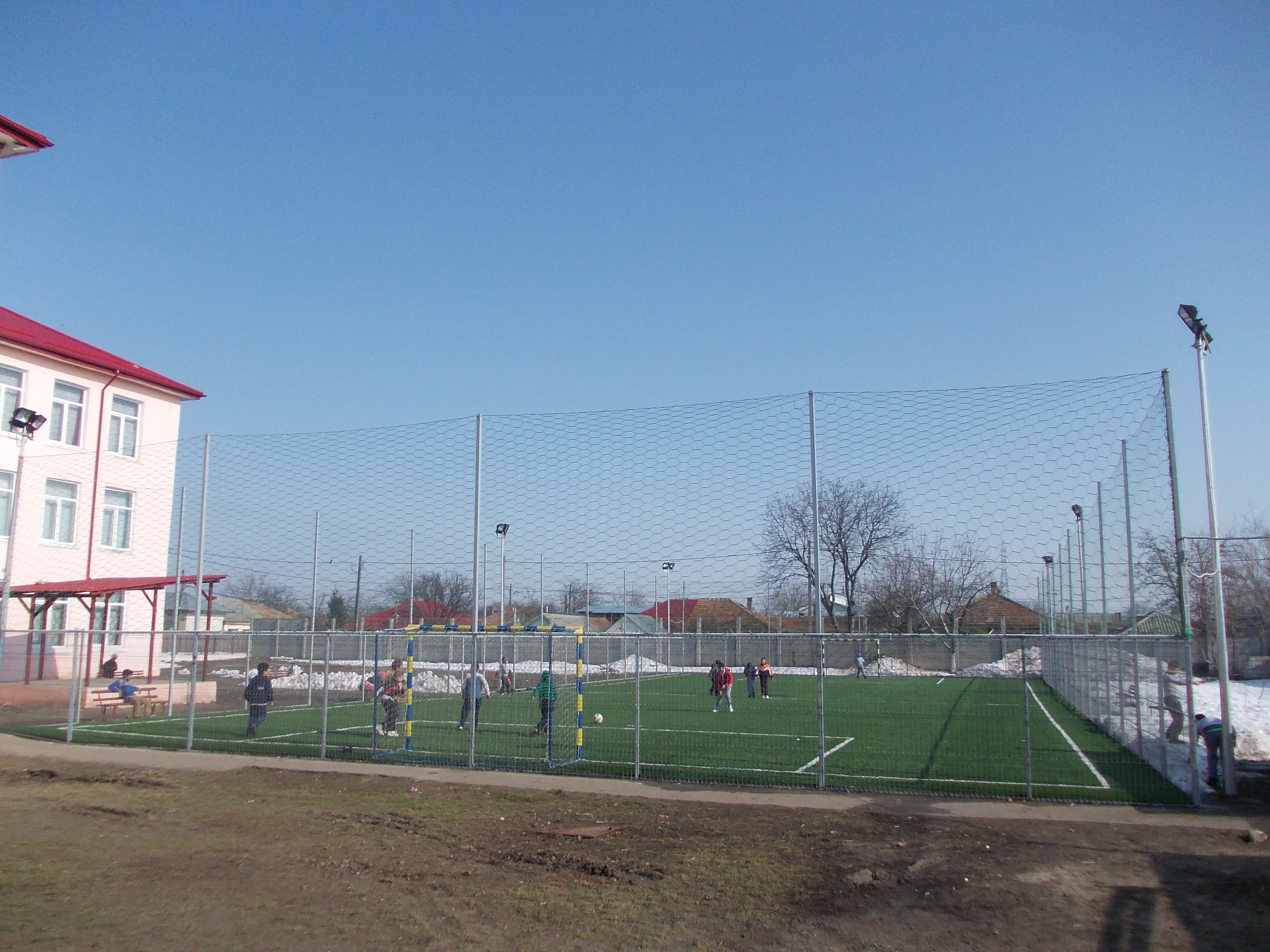 Teren sintetic mini fotbal Scoala nr. 2 Modelu