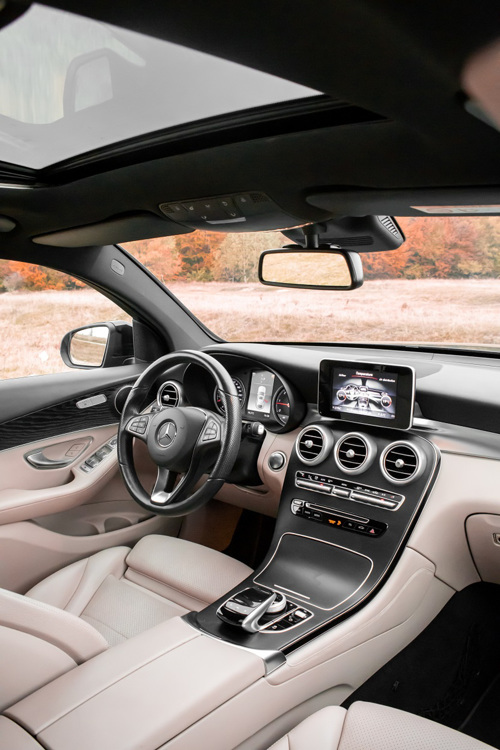 interior-mercedes-glc-coupe-bdv-bestauto-266.jpg