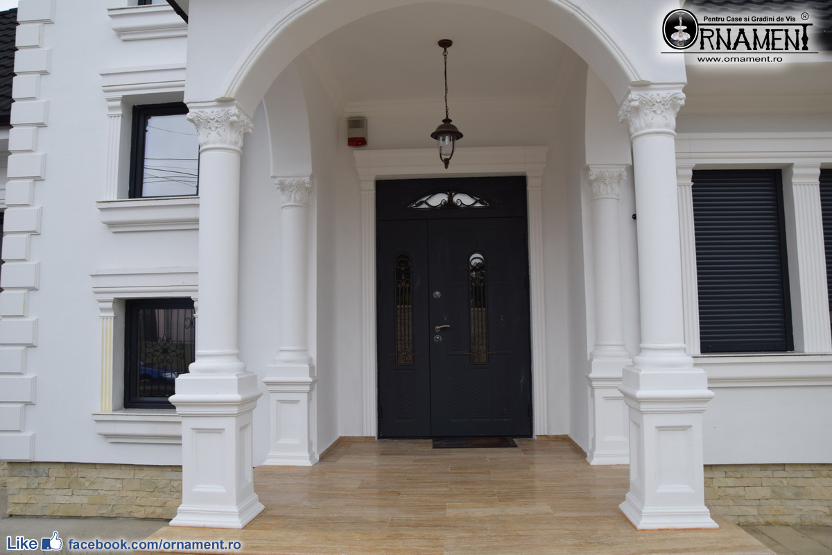 intrare-coloane-neoromanesti.jpg