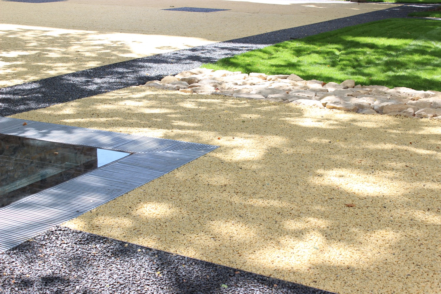 qonfh_pardoseala drenanta.jpg