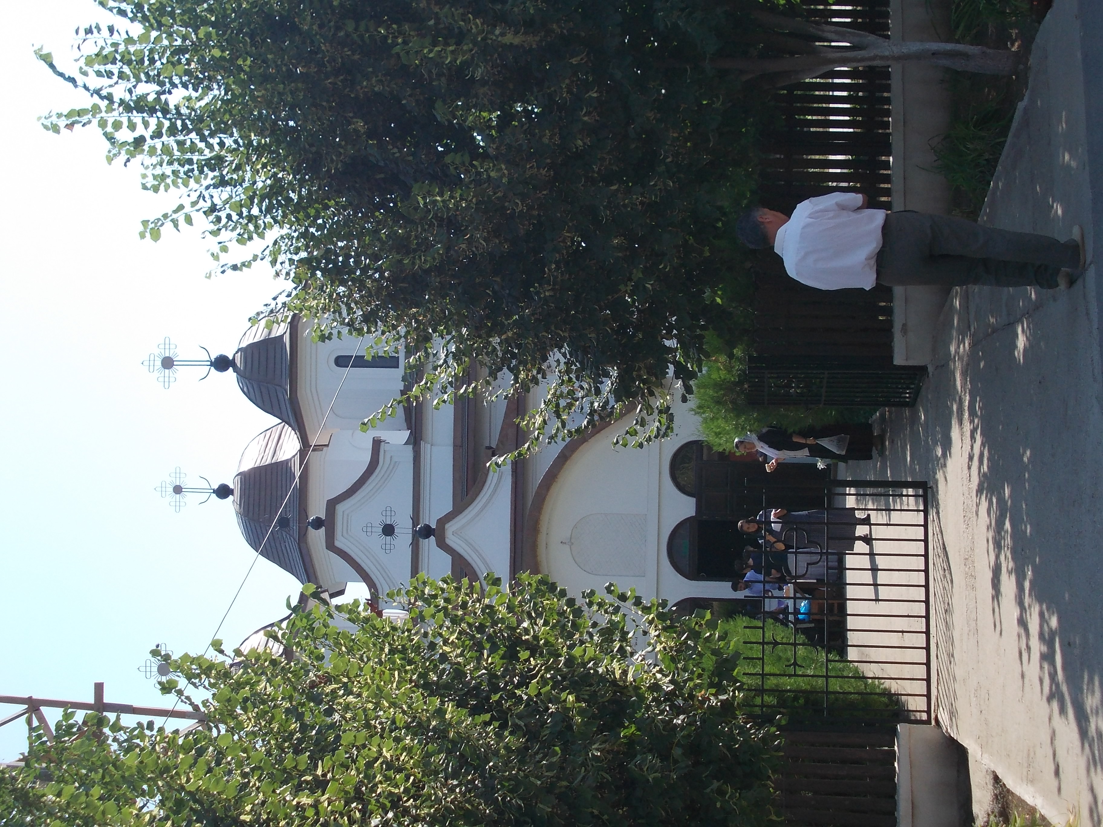 Biserica comuna Modelu