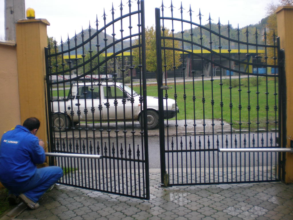 w8m27_Automatizare Poarta.JPG