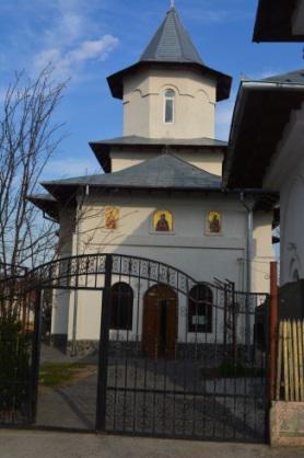 Biserica Sfânta Cuvioasa Parascheva: S-au alocat bani pentru construirea gardului de împrejmuire a bisericii.