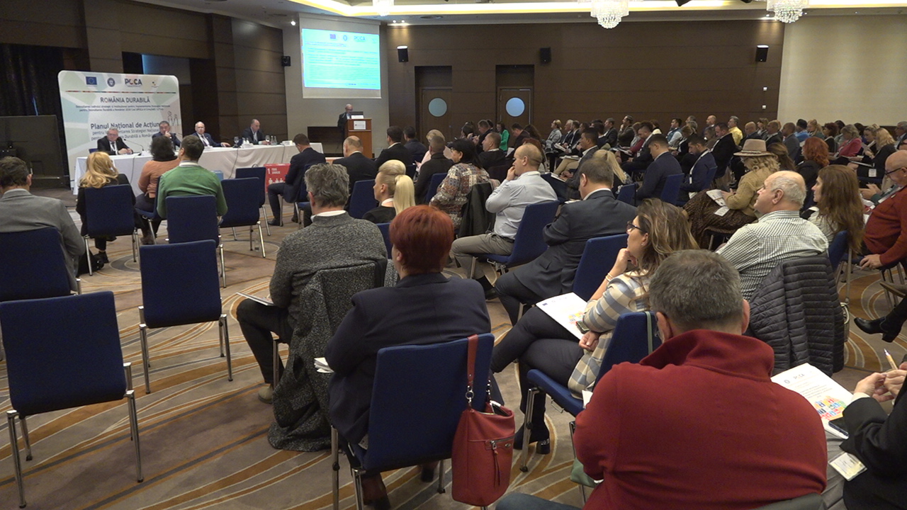 Dezbaterea privind implementarea Strategiei naţionale de dezvoltare durabilă a avut loc la Pitești