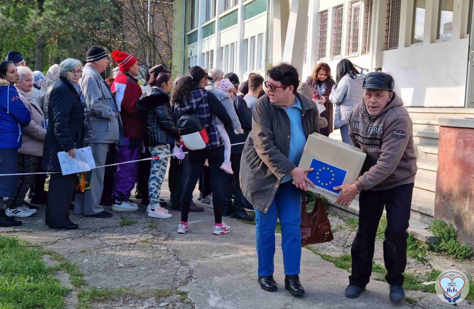 DAS Deva a încheiat, marți, distribuirea alimentelor gratuite! Peste 600 de persoane au beneficiat de ajutorul european