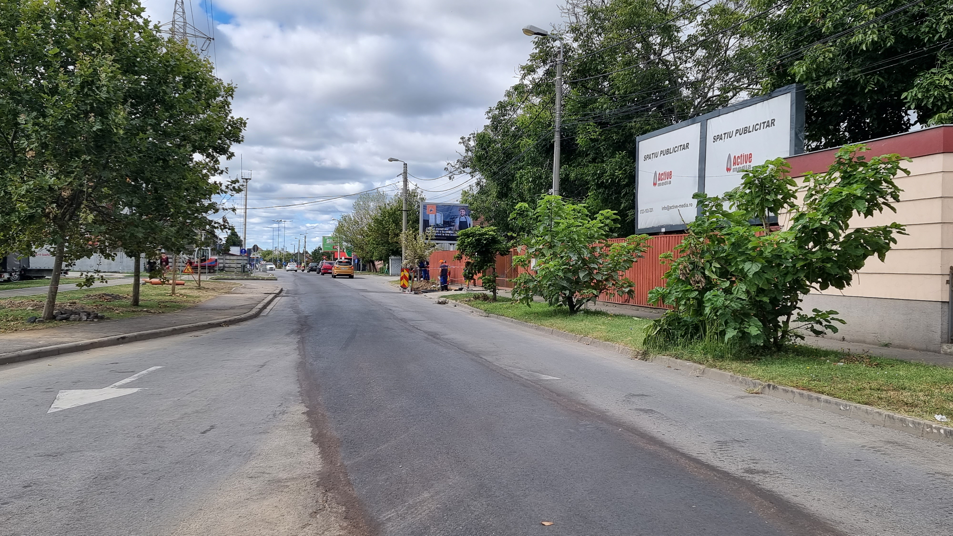 A fost reluată circulația pe str. Oneștilor. Constructorul a finalizat  lucrările de înlocuire a magistralei de termoficare