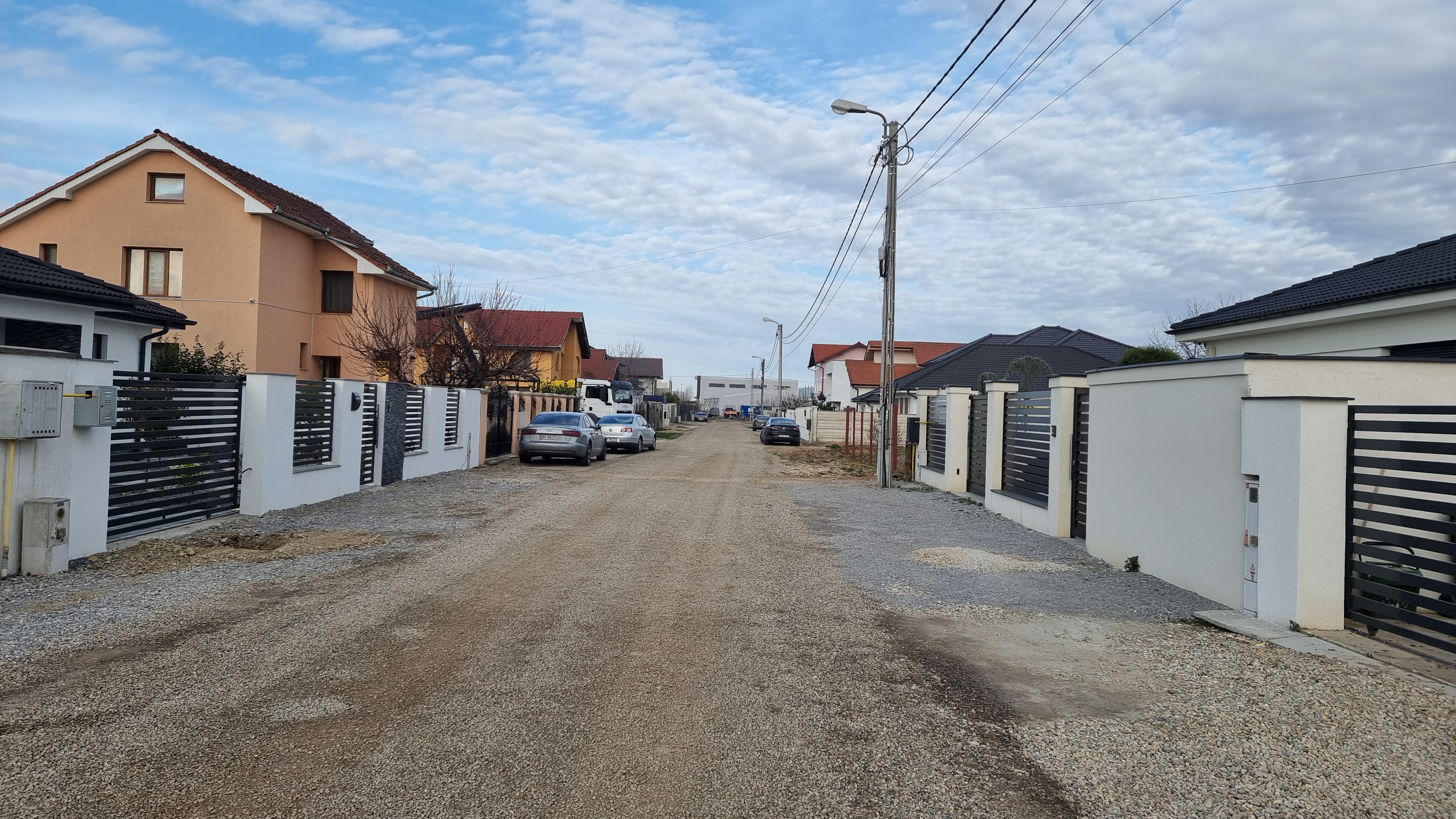 Continuă modernizarea unor străzi din Cartierul Grigorescu