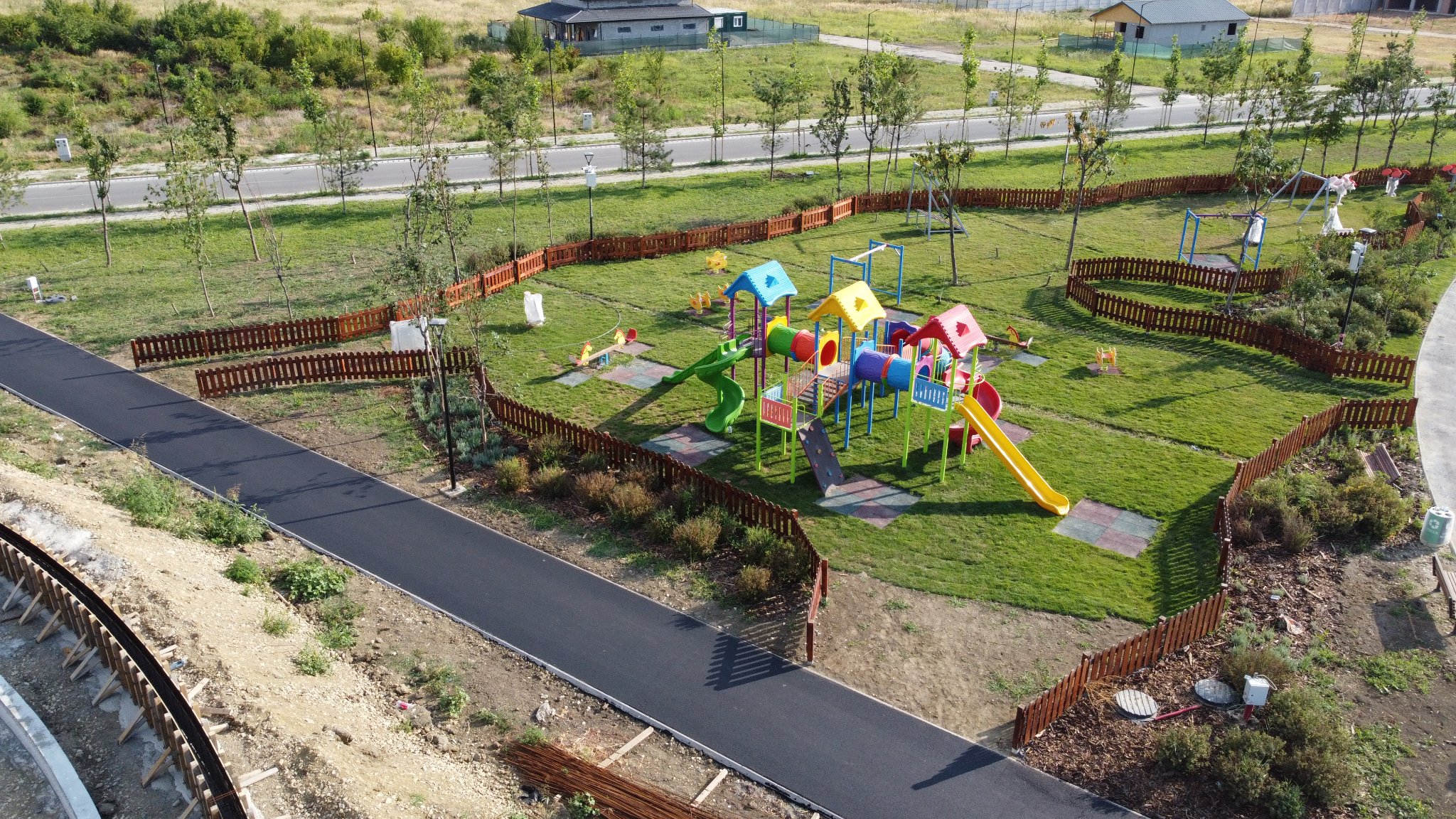 Lucrări în desfășurare  - Reabilitare şi extindere spaţii verzi