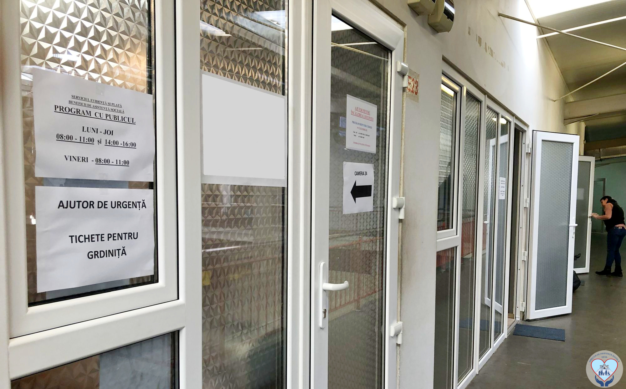 IMPORTANT pentru persoanele care solicită ajutor de urgență și tichete sociale pentru grădiniță!