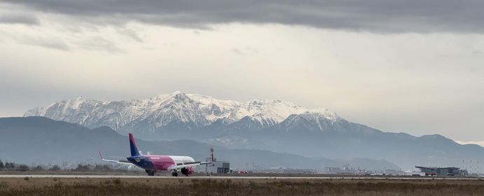 Programul Aeroportului Internaţional Braşov-Ghimbav va fi prelungit la 16 ore, începând cu data de 15 ianuarie 2024