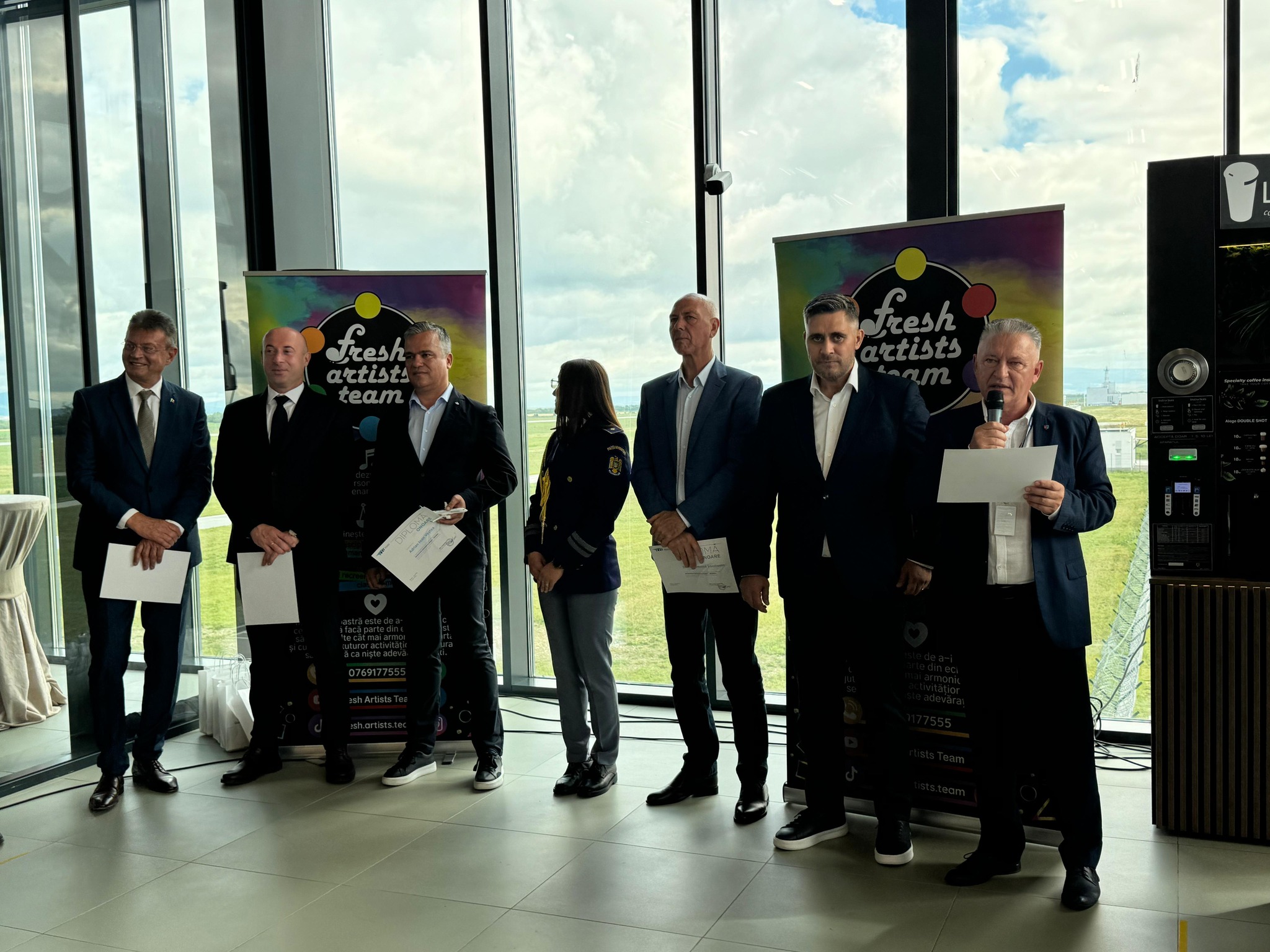 Aeroportul Internaţional Braşov-Ghimbav a împlinit sâmbătă, 15 iunie, un an de activitate