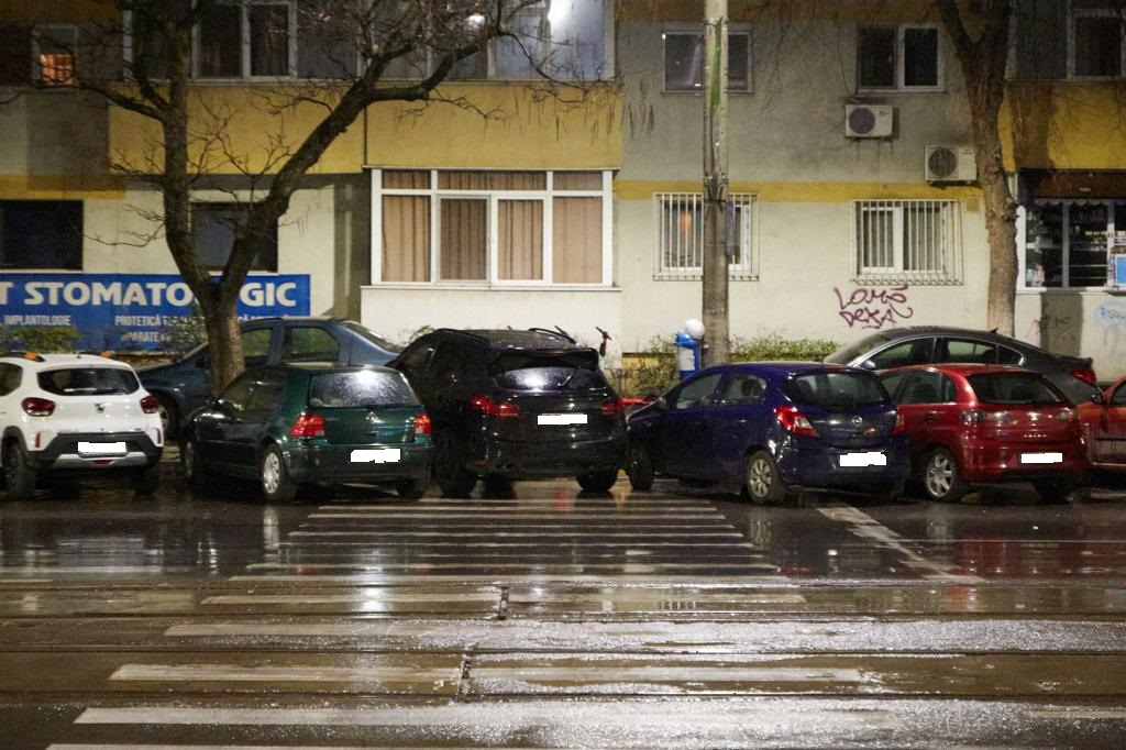 SECTORUL 2 SE ELIBEREAZĂ DE MAŞINILE PARCATE ILEGAL CE PUN ÎN PERICOL SIGURANȚA OAMENILOR