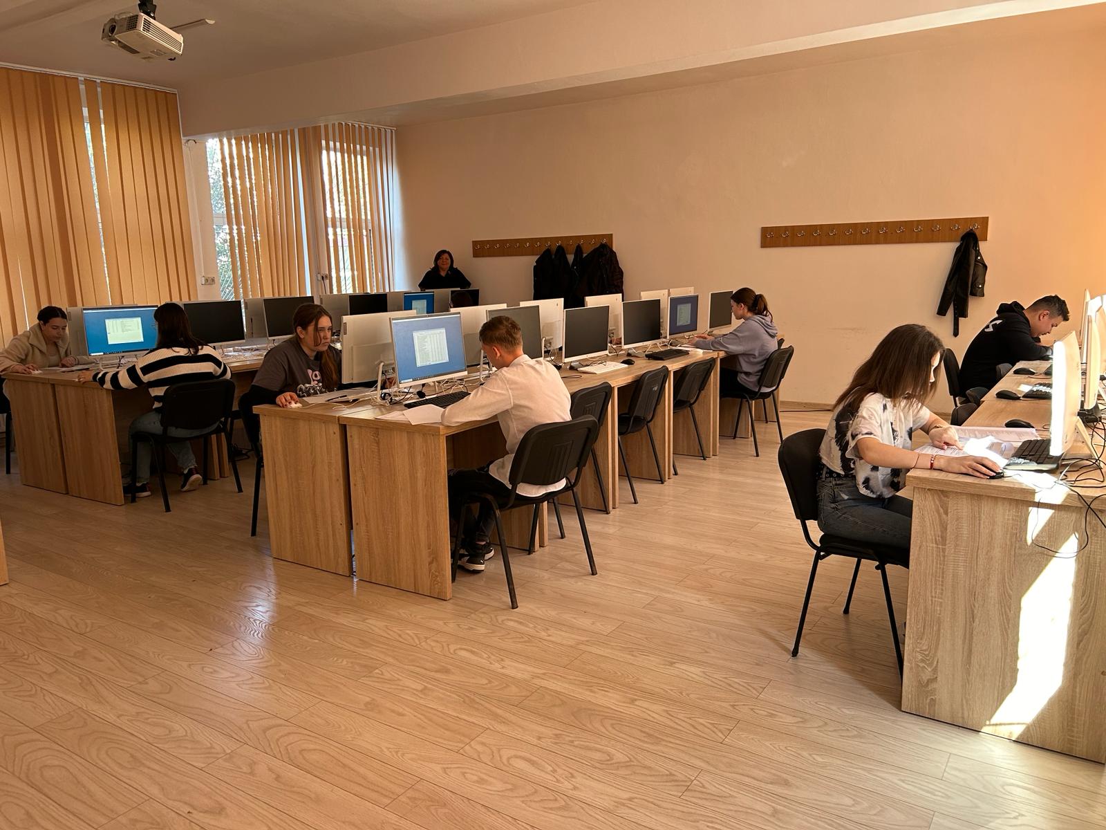 Festivitate de premiere a celor mai buni elevi contabili, organizată  de Consiliul Județean Botoșani