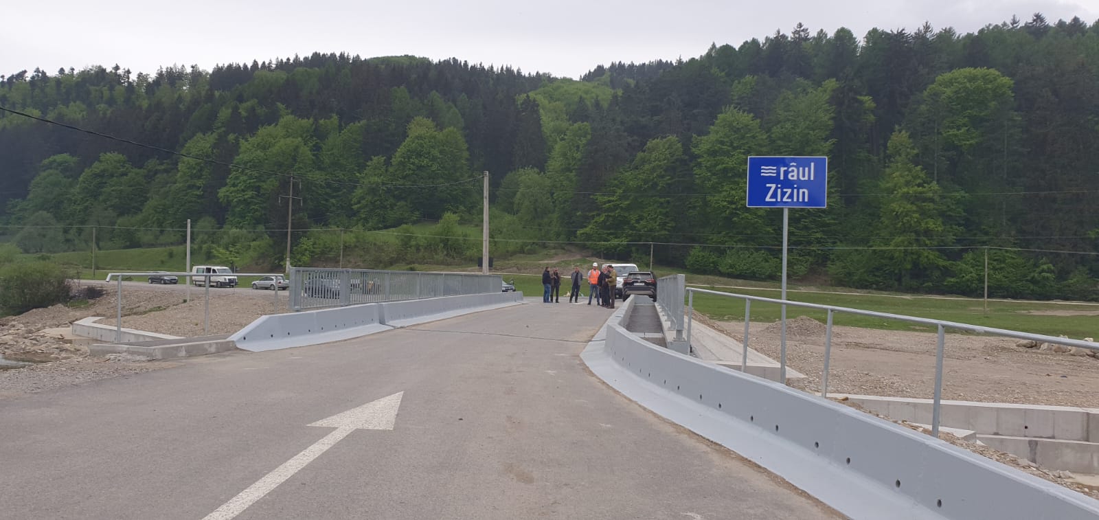 Pod refăcut peste pârâul Zizin, pe Drumul Judeţean 103 A Braşov - Tărlungeni - Zizin!
