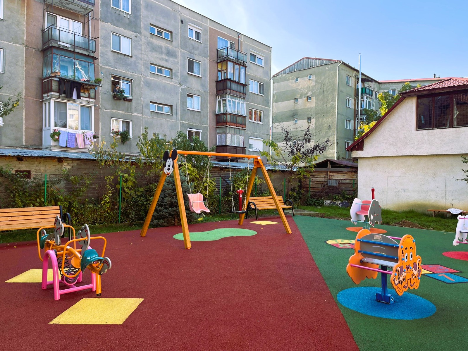 Locuri noi de joacă în Aleșd,  finanțate cu premiul de la ,Luna curățeniei 2022